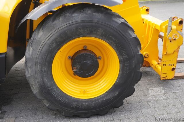 Ładowarka teleskopowa JCB 535-95 / 3.5 T / range 9.5 m / joystick