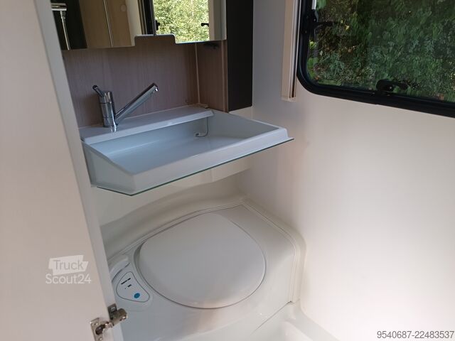 Bivalnik Adria 361 LH Action