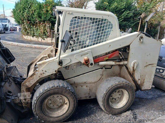 Cargadora Caterpillar 246 D3