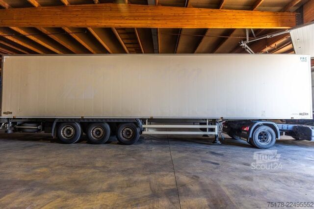 Transport refrigerat/congelat CHEREAU CHEREAU+CARRIER VECTOR 1350