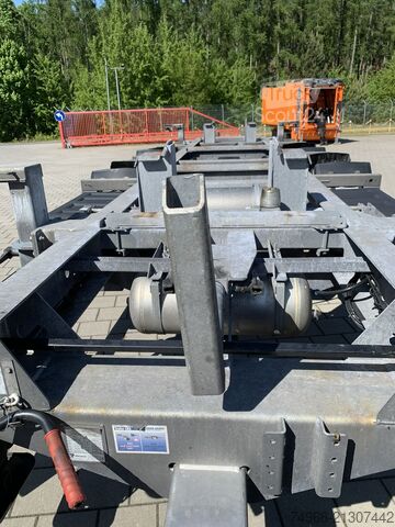 Remorcă cu șasiu interschimbabil Redos Zentralachsanhänger für alle HöHen BD2 X