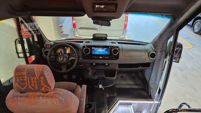 Minibus MERCEDES-BENZ 2 x 515 Sprinter 22 Schlafsessel Lagerfahrzeug S