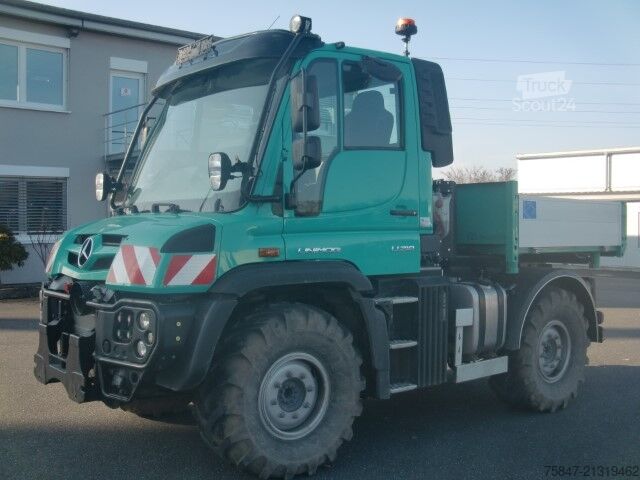 Camión volquete Unimog U 218 Vario Pilot Zapfwelle vorne AHK
