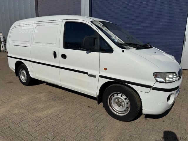 Фургон с ящиками Hyundai H200