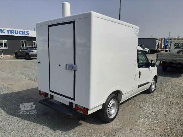 Koelwagen met geïsoleerde laadbak Fiat DOBLO