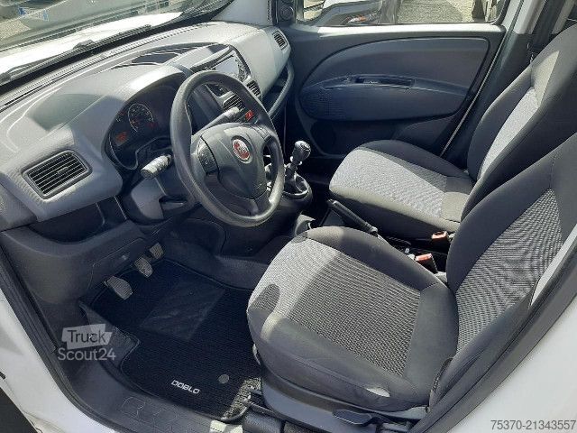 Koelwagen met geïsoleerde laadbak Fiat DOBLO
