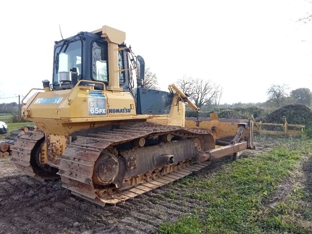 Buldozeris Komatsu D65PX-15