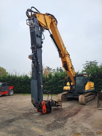 демонтажний екскаватор Hyundai HX330L with demolition boom, standard boom & shear