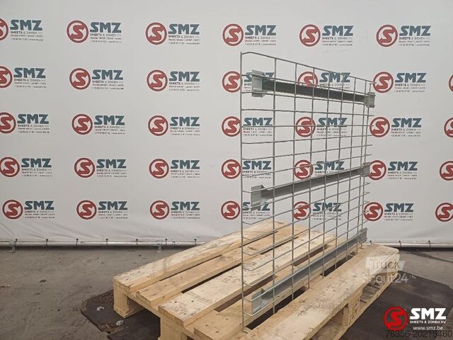 Gebr Menge mit 57 Regalen für Lagerregale 102,5 cm Diversen Occ lot van 57 leggers voor magazijnrekken 102,5cm