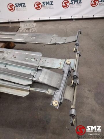 Conjunto usado com 4 estacas de 288 cm Diversen Occ set van 4 rongen 288 cm