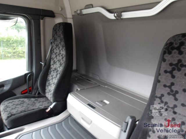 Samochód do przewozu napojów Scania P 320 B6x2*4NB / EWERS - Schwenkwandaufbau