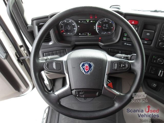 Samochód do przewozu napojów Scania P 320 B6x2*4NB / EWERS - Schwenkwandaufbau