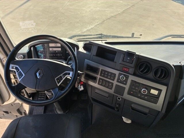 Standard-SZM Renault Trucks T