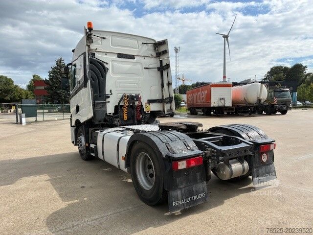 Standard-SZM Renault Trucks T