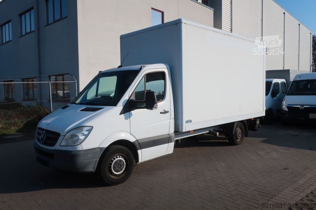 Skriňová dodávka MERCEDES-BENZ Nr.63 Sprinter Koffer 313 CDI 1.Hand / Ladeboard