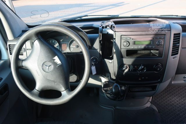 Skriňová dodávka MERCEDES-BENZ Nr.63 Sprinter Koffer 313 CDI 1.Hand / Ladeboard