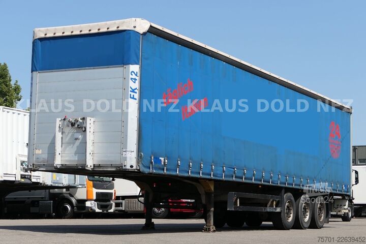 Auflieger mit Pritsche & Plane SCHMITZ CARGOBULL S01 Pritsche Plane 96m³ Liftachse SAF-Achsen