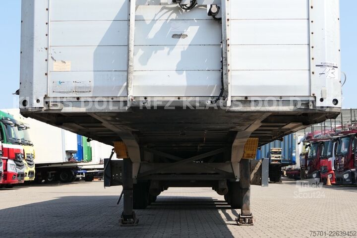 Auflieger mit Pritsche & Plane SCHMITZ CARGOBULL S01 Pritsche Plane 96m³ Liftachse SAF-Achsen