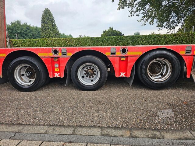 Zema profila puspiekabe KÄSSBOHRER LB3E Mit Hydrauliesche Rampen