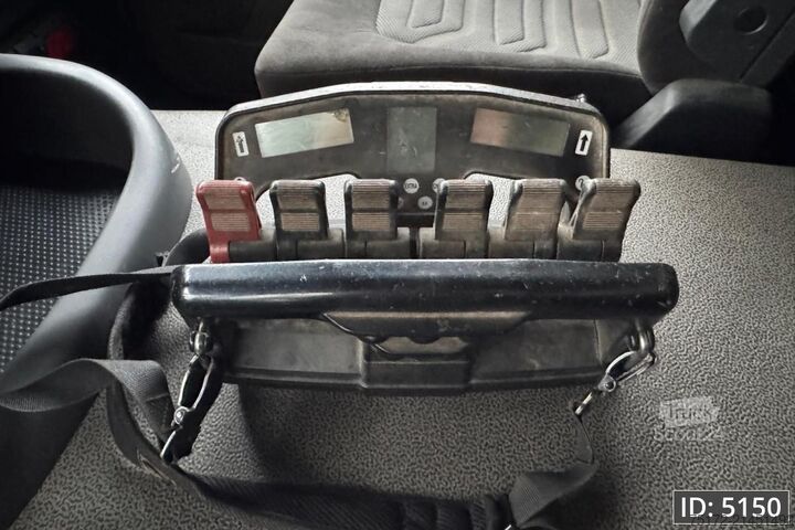 Vrachtwagen met kraan DAF CF 85.410 SC, Euro 5, 8x2 / Hiab 422 EP5 + Radi...