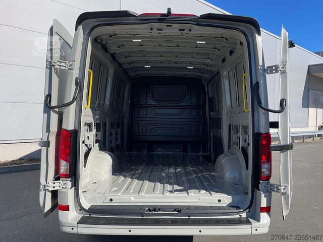 Ван с висока покривка MAN TGE 3.200 L3H2 Kasten 4x4 Individual S ACC STHZ