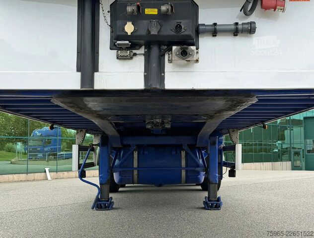 Kylsläpvagn SAMRO ISO BOX THERMO KING ONLY 846 ENGINE HOURS STEERI