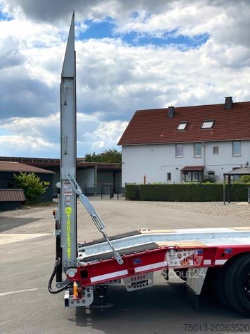 Tieflader-Sattelauflieger HUMBAUR HTS30K, Baggermulde, Lenkachse, MIETEN?