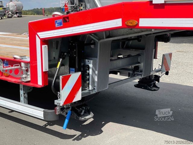 Tieflader-Sattelauflieger HUMBAUR HTS30K, Baggermulde, Lenkachse, MIETEN?