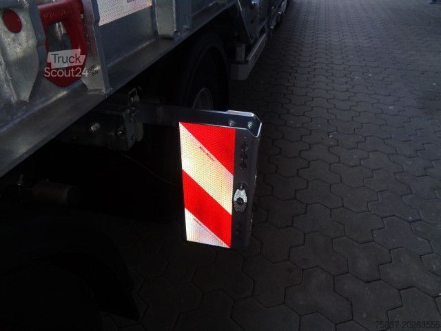 Arbeitsbühne Anhänger MÜLLER-MITTELTAL T4 Radmulden / luftgefedert