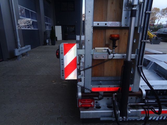 Arbeitsbühne Anhänger MÜLLER-MITTELTAL T4 Radmulden / luftgefedert