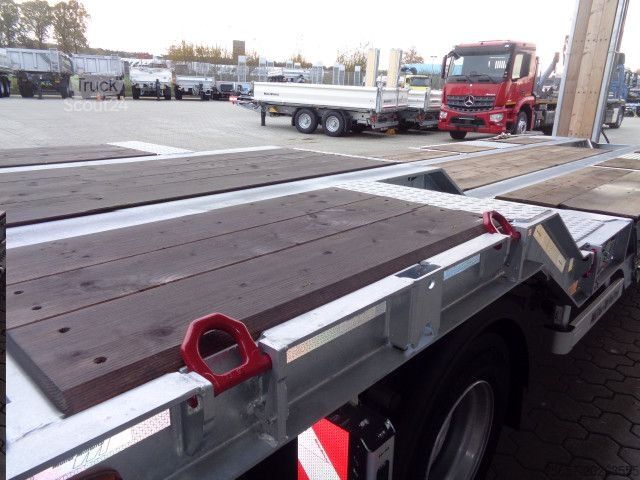 Arbeitsbühne Anhänger MÜLLER-MITTELTAL T4 Radmulden / luftgefedert