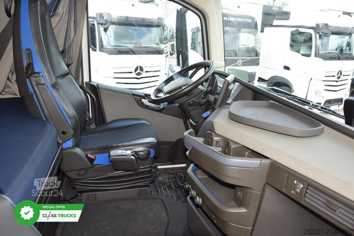 Trattore stradale standard VOLVO FH 500 Globetrotter XL Varios