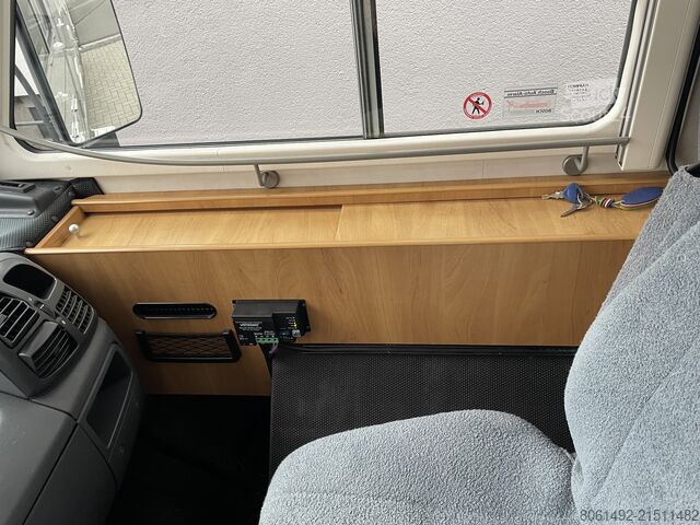 Autocaravana integral Hymer/Eriba 524