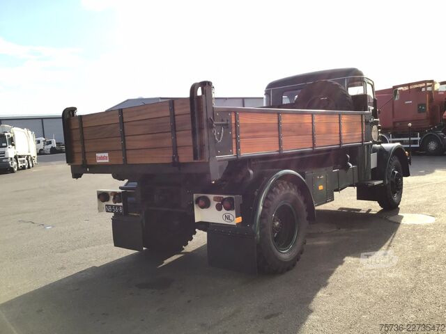 Kippiauto Hogra 4x4 met Netam kipper