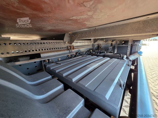 Autocarro con cassone MERCEDES-BENZ Atego 1218 / Ladebordwand