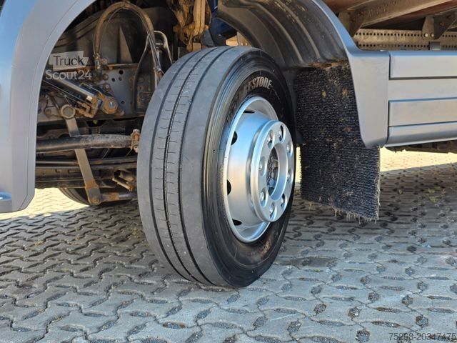Autocarro con cassone MERCEDES-BENZ Atego 1218 / Ladebordwand