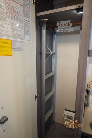 Camper semintegrato HOBBY Optima OnTour T65 HFL Navi Ausstellungsfahrzeug