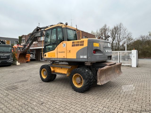 Mobiele graafmachine VOLVO EW140C Mobilbagger