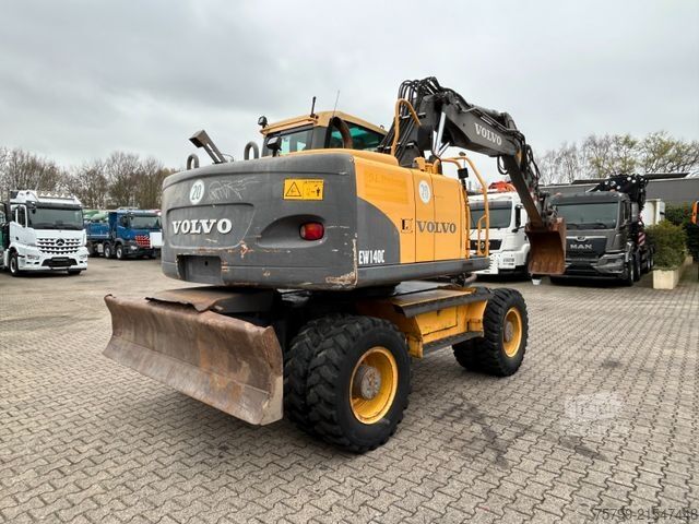 Mobiele graafmachine VOLVO EW140C Mobilbagger