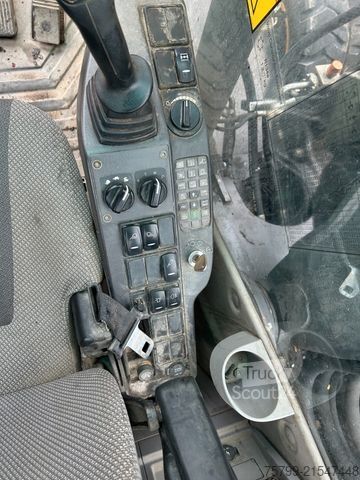 Mobiele graafmachine VOLVO EW140C Mobilbagger