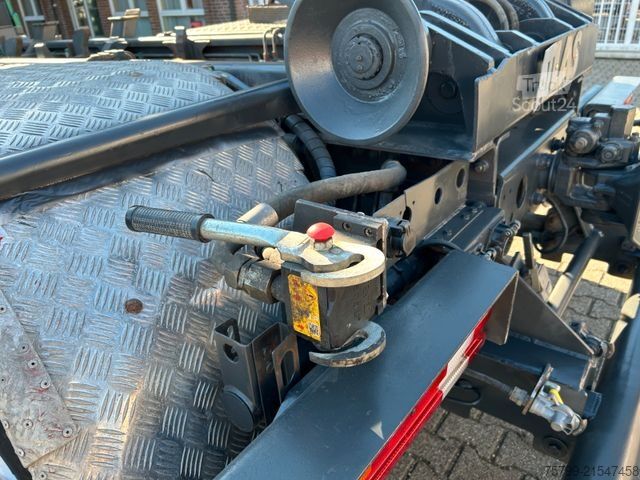 Haakarm vrachtwagen MERCEDES-BENZ 3348 Actros ATLAS Abroller 6x4