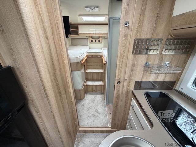 Ημιενσωματωμένο αυτοκινούμενο τροχόσπιτο GIOTTILINE Therry T37