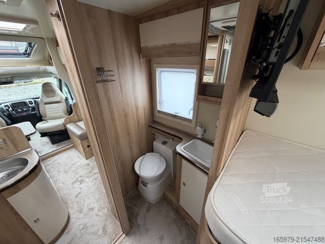 Ημιενσωματωμένο αυτοκινούμενο τροχόσπιτο GIOTTILINE Therry T37