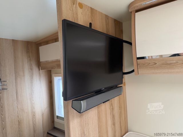 Ημιενσωματωμένο αυτοκινούμενο τροχόσπιτο GIOTTILINE Therry T37