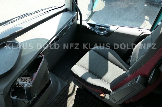 Standardni vlačilec VOLVO FH 460 Globetrotter Kühlbox Euro 6
