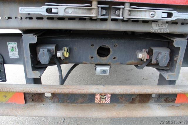 Φορτηγό πλατφόρμα με μουσαμά VOLVO FL 210 4x2 BL - Nr.: 418