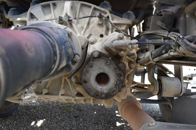 Chassi de caminhão MERCEDES-BENZ Atego 1330 L Nebenantrieb ADR