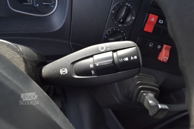 Chassi de caminhão MERCEDES-BENZ Atego 1330 L Nebenantrieb ADR