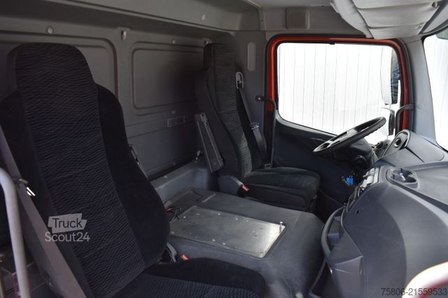 Chassi de caminhão MERCEDES-BENZ Atego 1330 L Nebenantrieb ADR