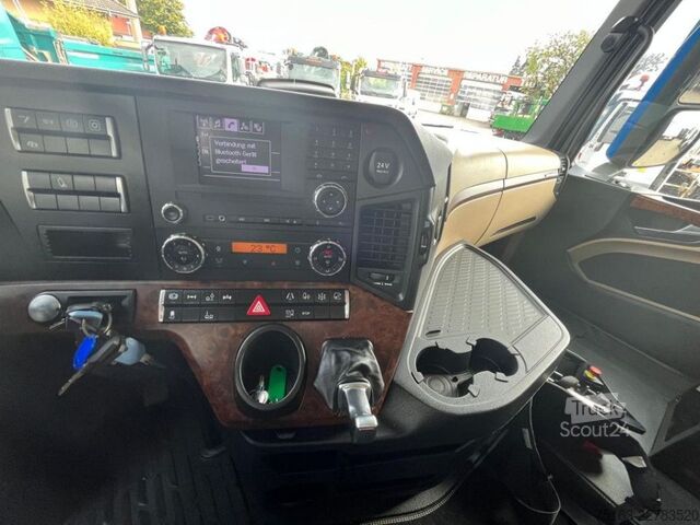 Кран, монтиран на камион MERCEDES-BENZ Actros neu 2548 L 6x2 Pritsche Heckkran 34m/to,